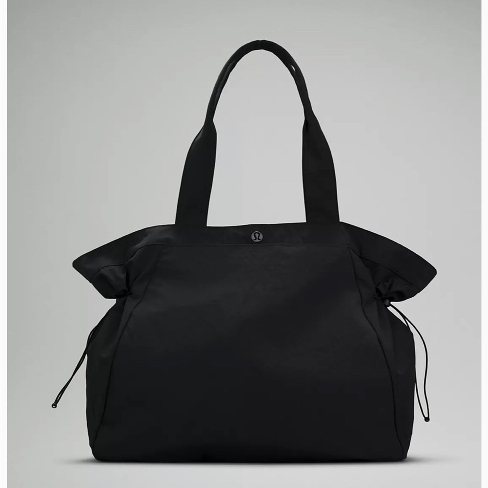 Lululemon Side Cinch Shoppers Tote Bag 18L Black NWT